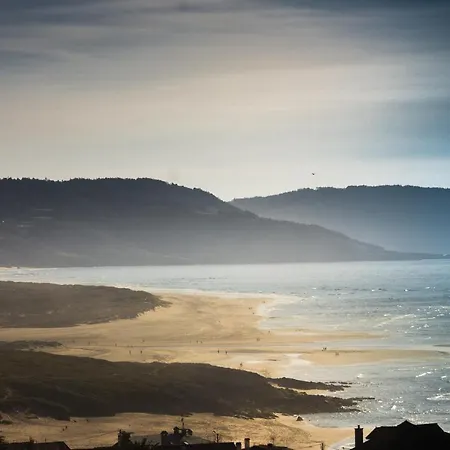 Hostal La Wave Surf Coruña *