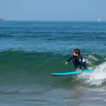 ホテル La Wave Surf Coruna